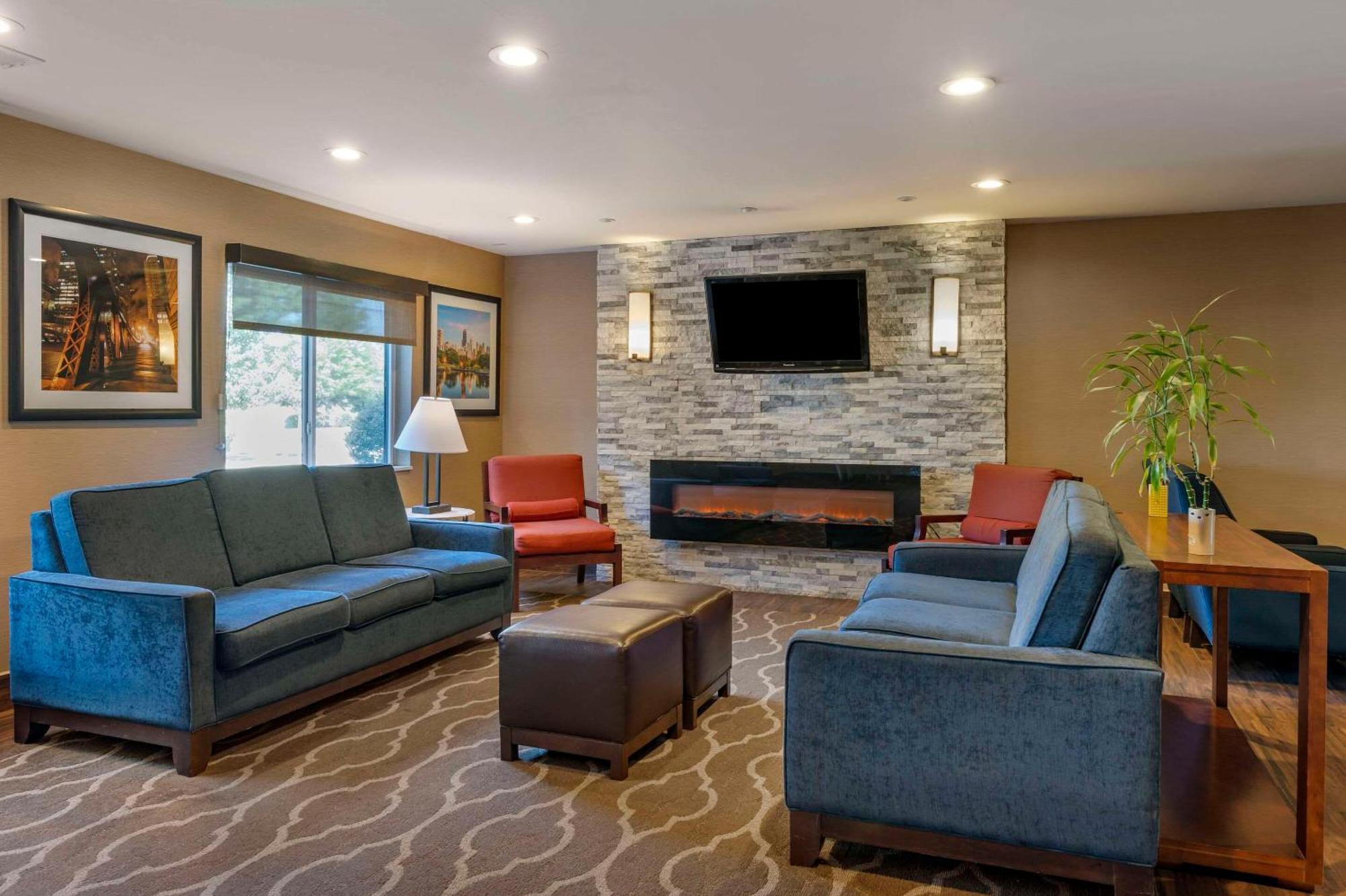 Comfort Inn Romeoville - Bolingbrook Экстерьер фото