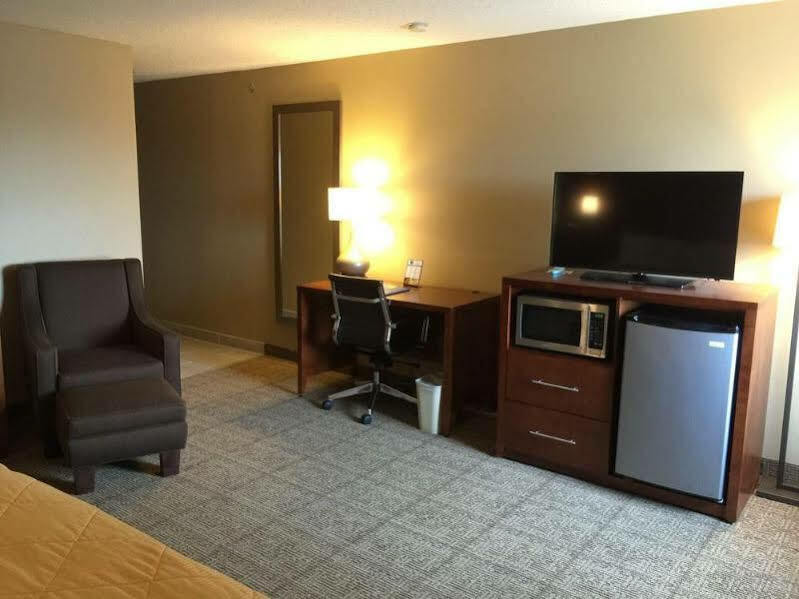 Comfort Inn Romeoville - Bolingbrook Экстерьер фото